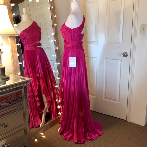 Mac Duggal One Shoulder Pleated Charmeuse Gown with Slit 49837 - Picture 10 of 16